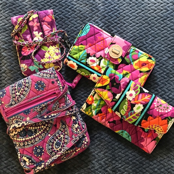 BUNDLE SET VERA BRADLEY MULTIPLE ITEMS - Picture 1 of 5